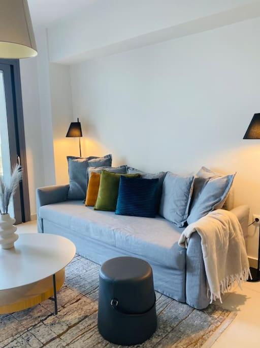 Luxury Maisonette With Shared Pool เอเธนส์ ภายนอก รูปภาพ