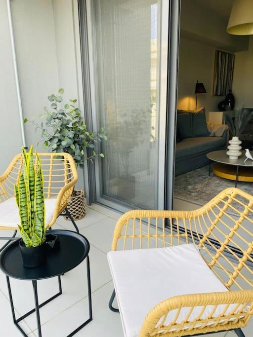 Luxury Maisonette With Shared Pool เอเธนส์ ภายนอก รูปภาพ